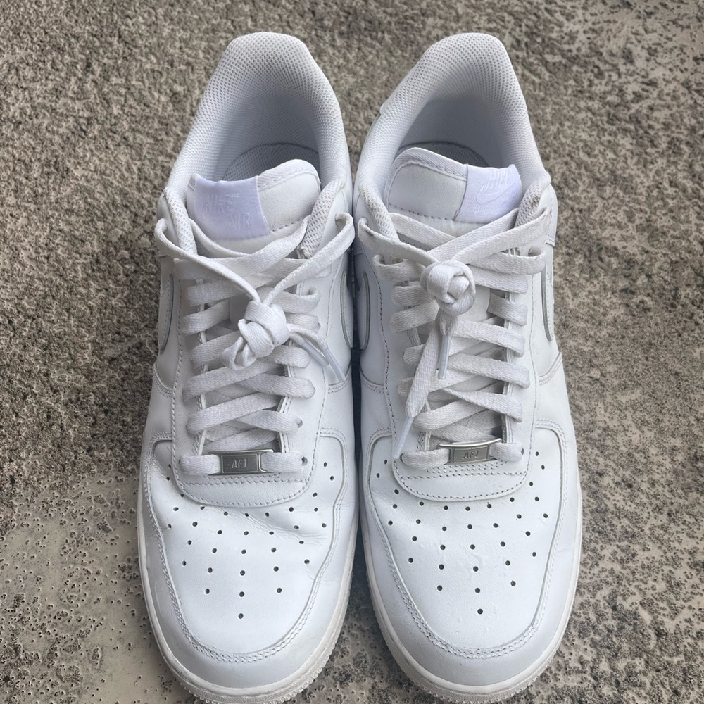 Air Force One’s - Picture 2 of 4